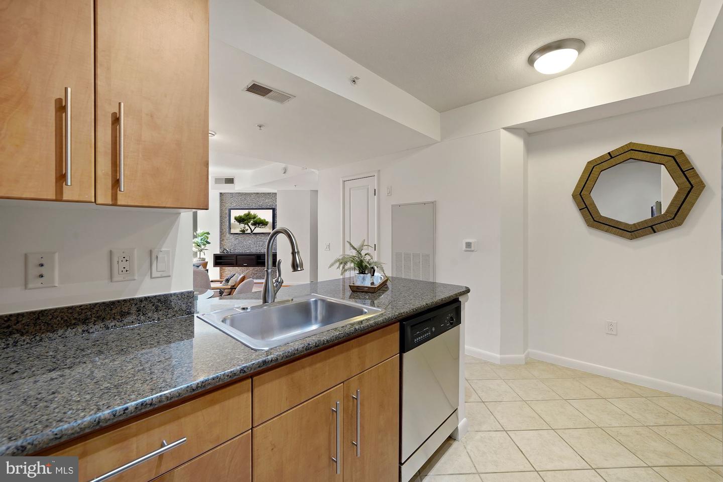 1021 N Garfield STREET Unit: 629