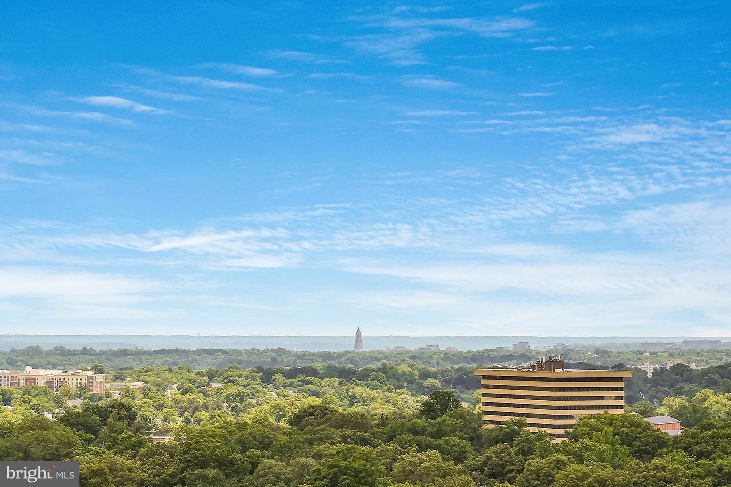 888 N Quincy STREET Unit: 1708