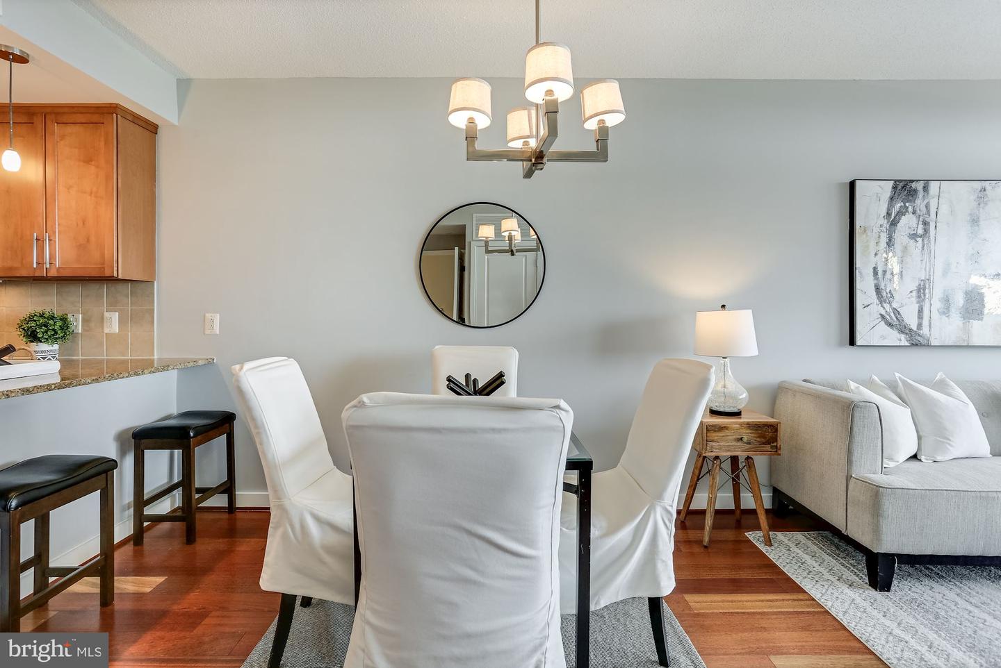 888 N Quincy STREET Unit: 1708