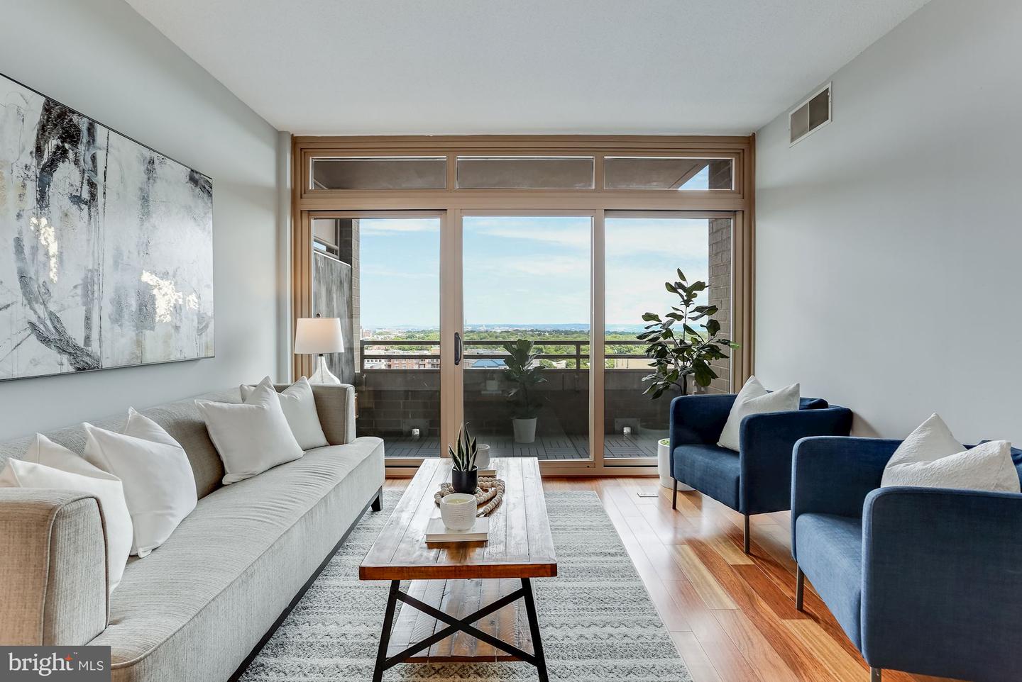 888 N Quincy STREET Unit: 1708