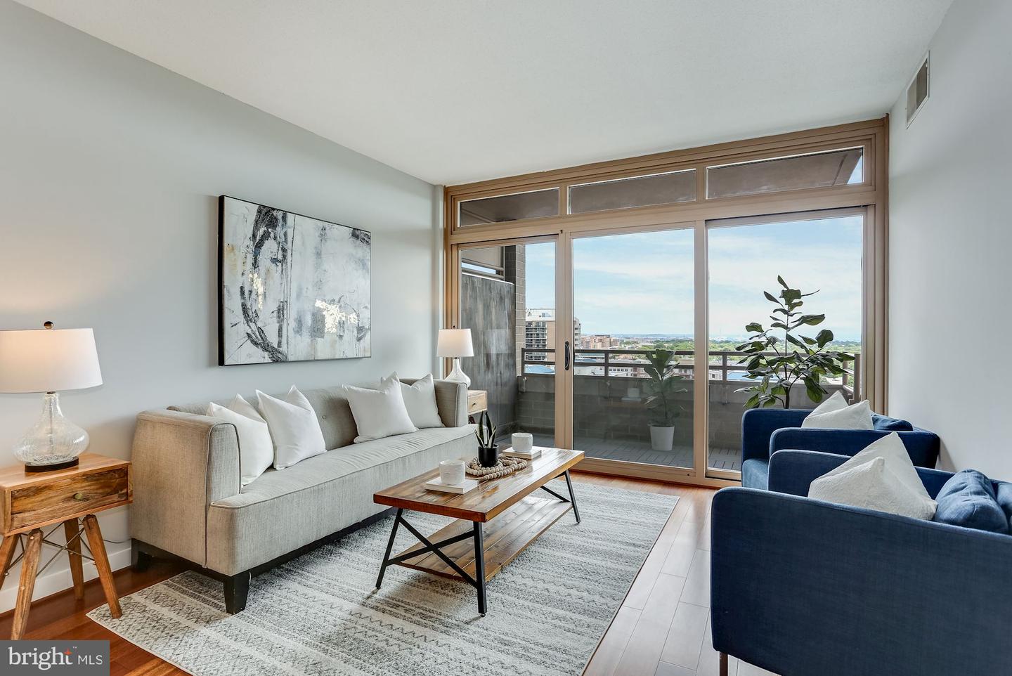 888 N Quincy STREET Unit: 1708