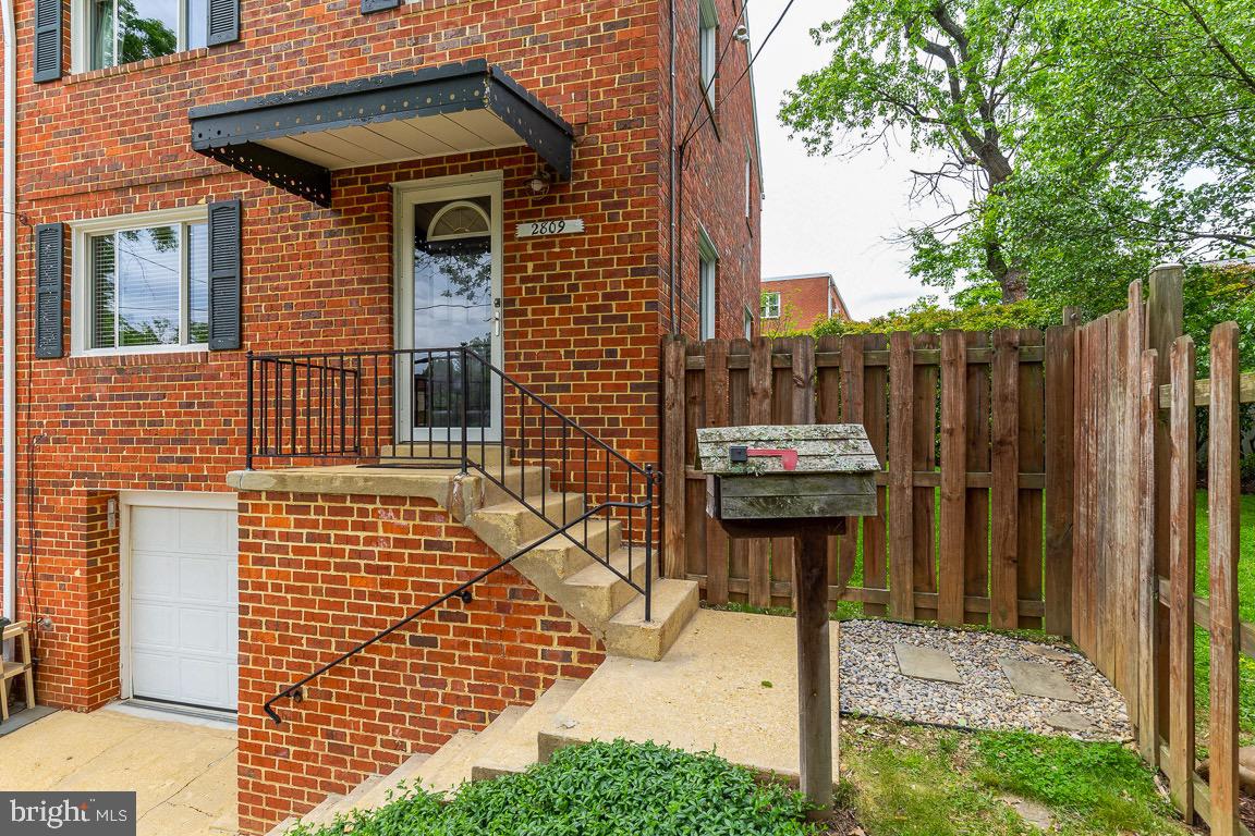 2809 13th ROAD S