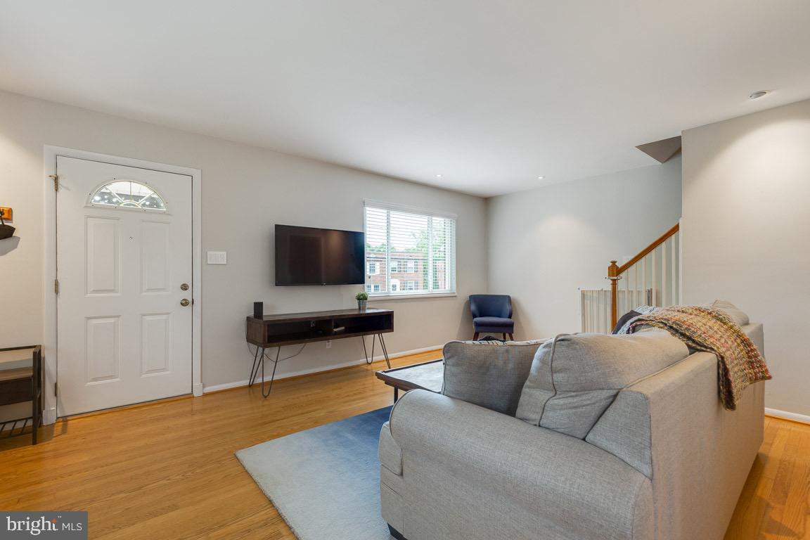 2809 13th ROAD S