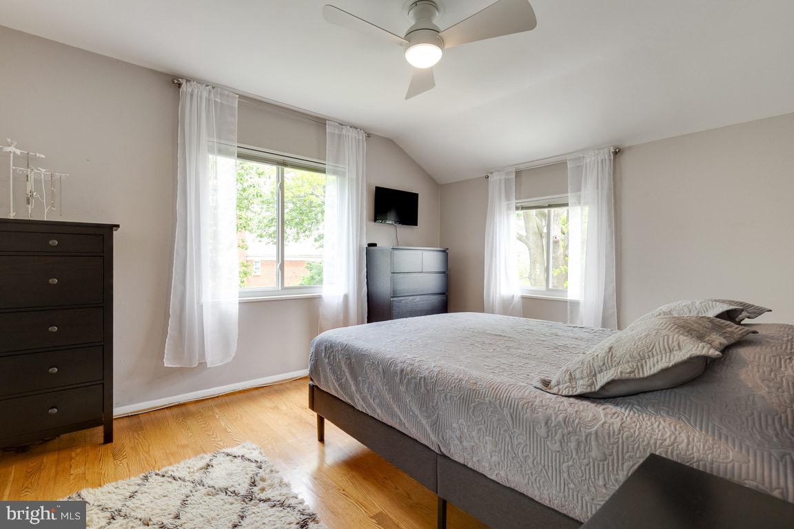 2809 13th ROAD S