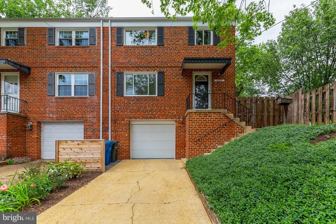 2809 13th ROAD S