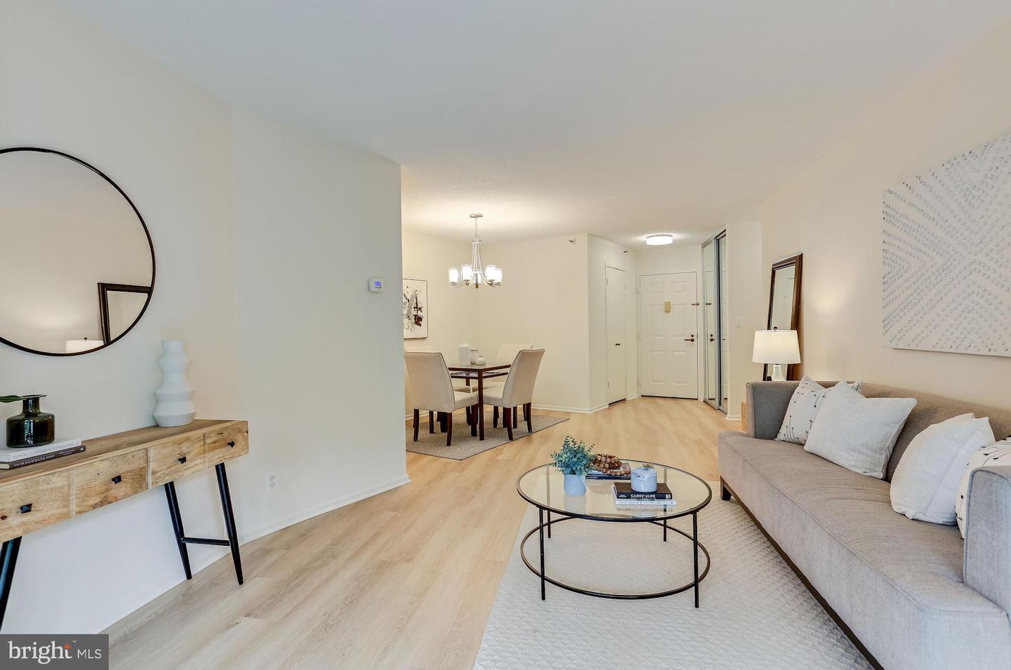 1600 N Oak STREET Unit: 431