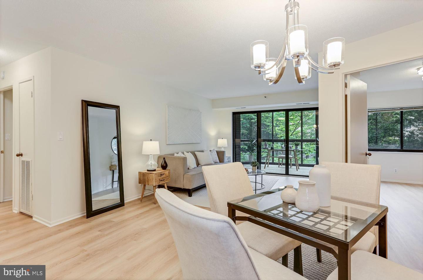 1600 N Oak STREET Unit: 431