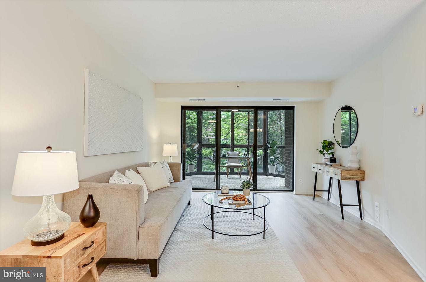 1600 N Oak STREET Unit: 431