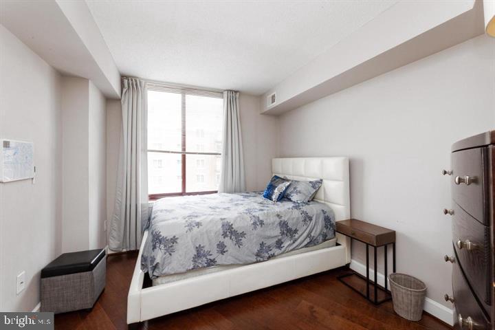 1220 N Fillmore STREET Unit: 604A