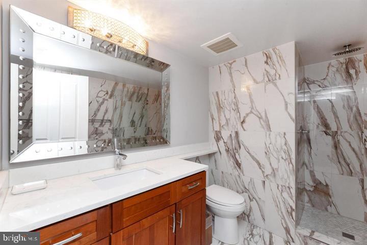 1220 N Fillmore STREET Unit: 604A