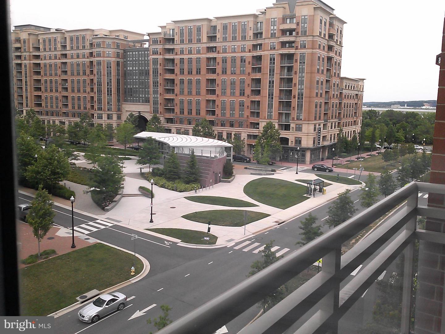 3600 Glebe ROAD Unit: 512W