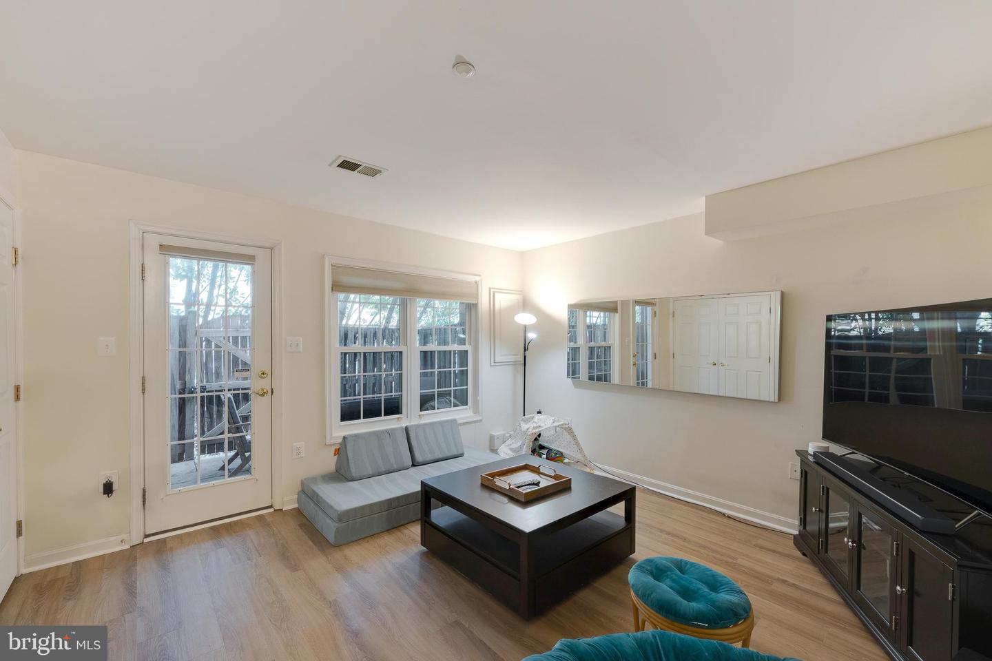 1455 N Scott