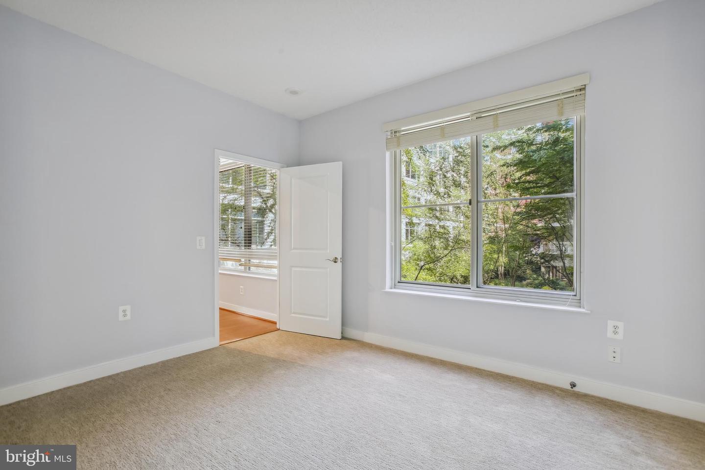 820 N Pollard STREET Unit: 203