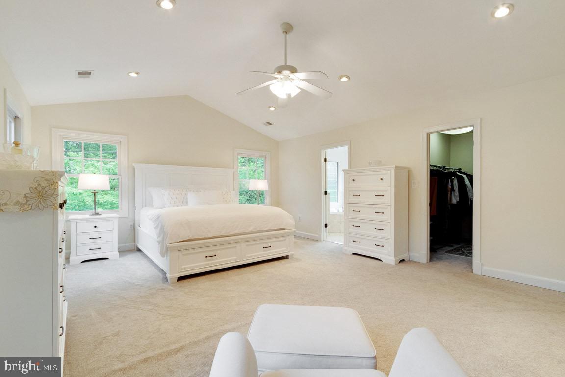 2719 N George Mason DRIVE