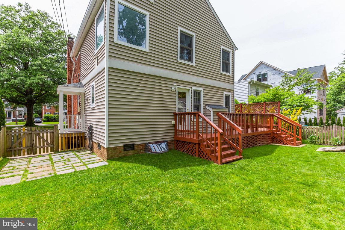 2719 N George Mason DRIVE