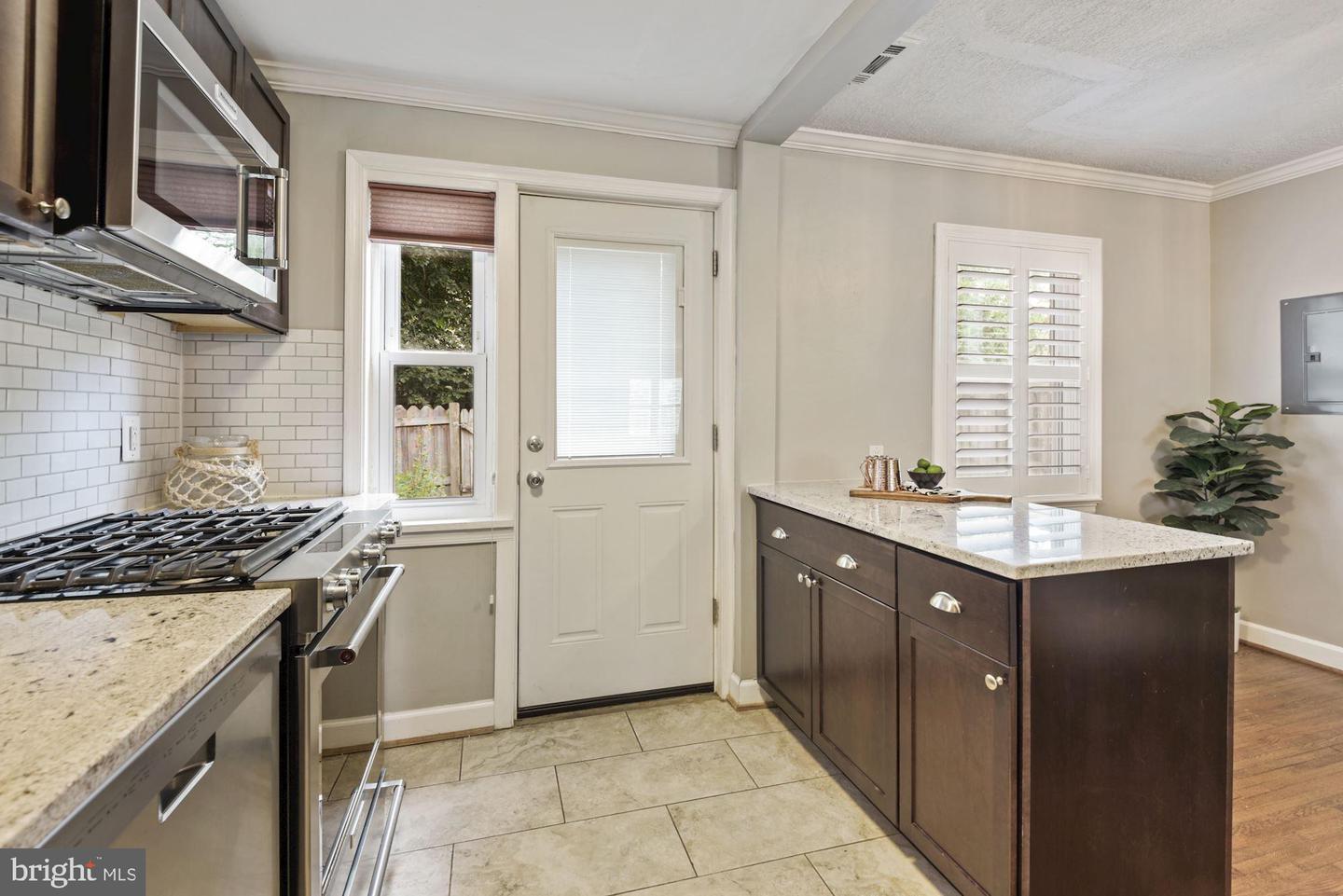 2903 16th ROAD S Unit: 2903