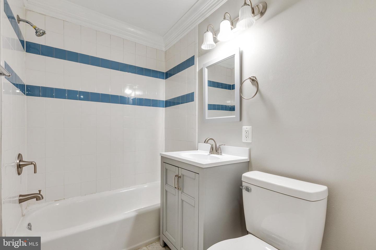 750 S Dickerson STREET Unit: 405