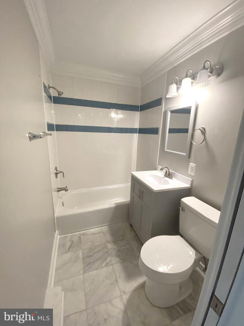 750 S Dickerson STREET Unit: 405
