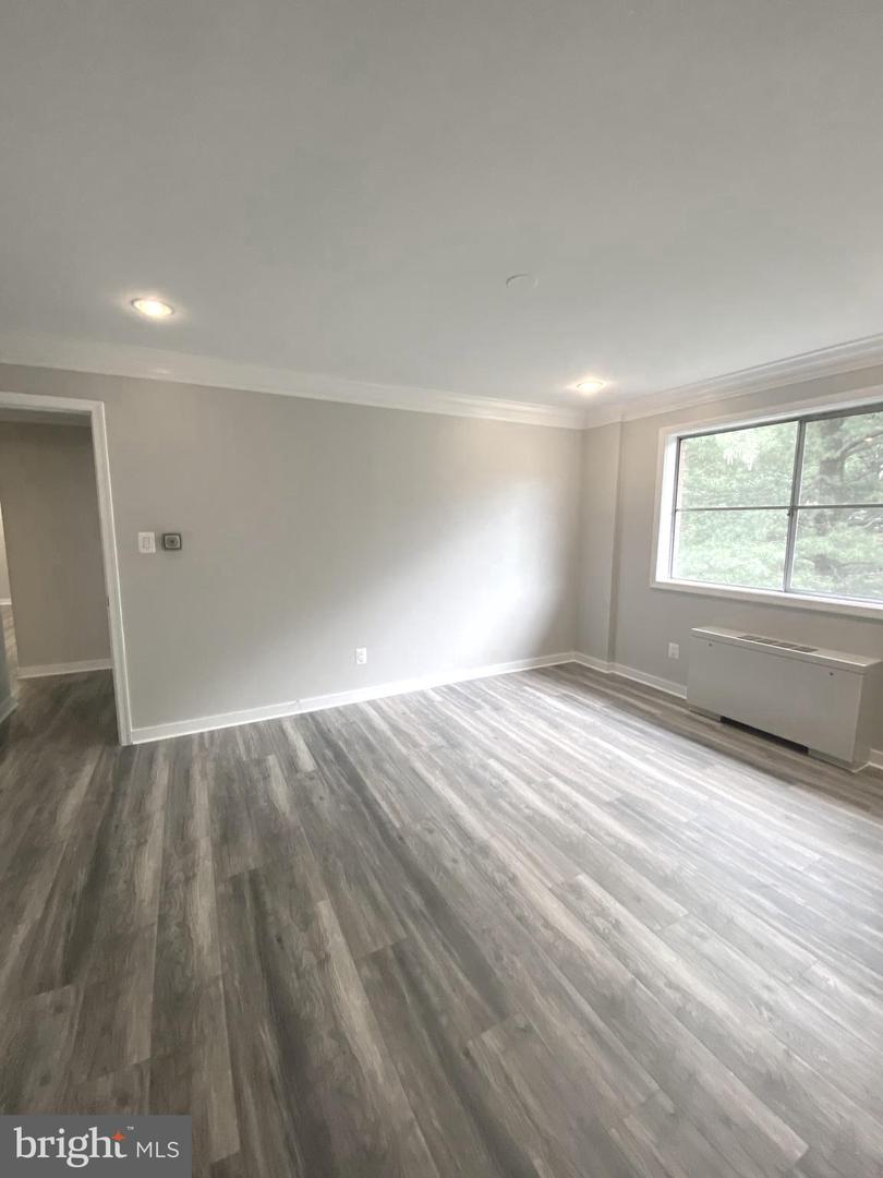 750 S Dickerson STREET Unit: 405