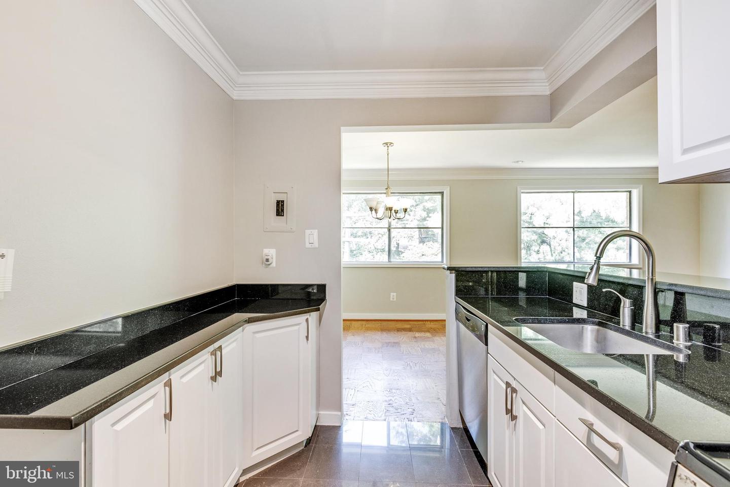 750 S Dickerson STREET Unit: 405