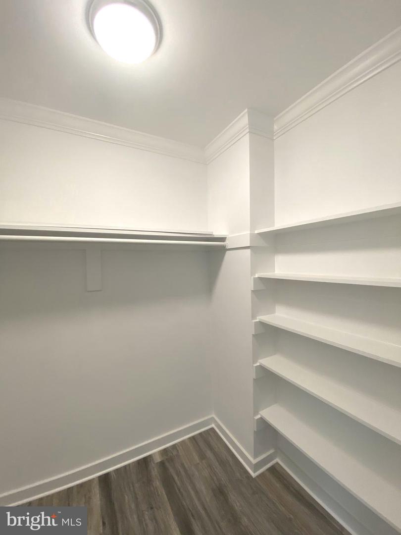 750 S Dickerson STREET Unit: 405