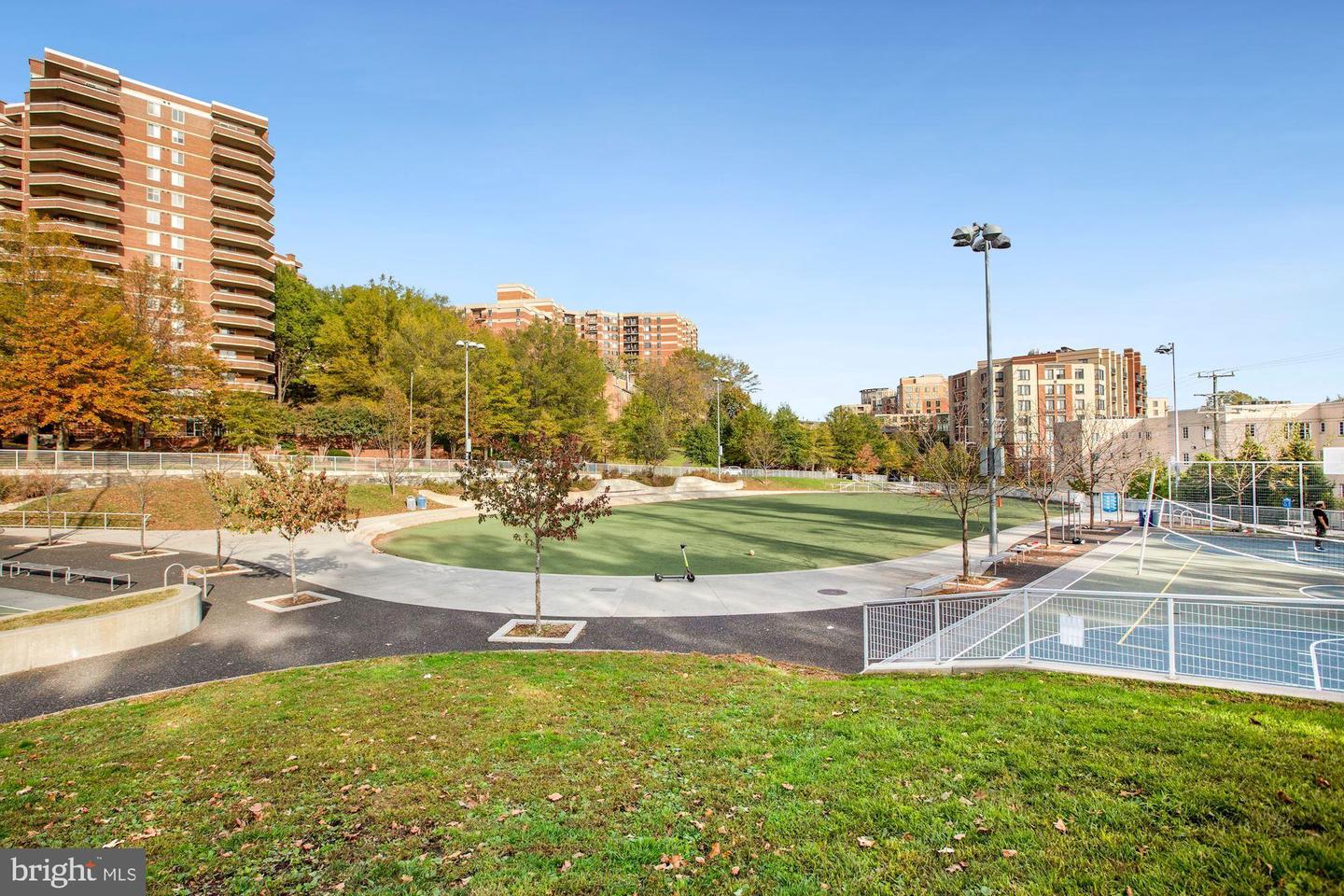 2400 Clarendon BOULEVARD Unit: 711