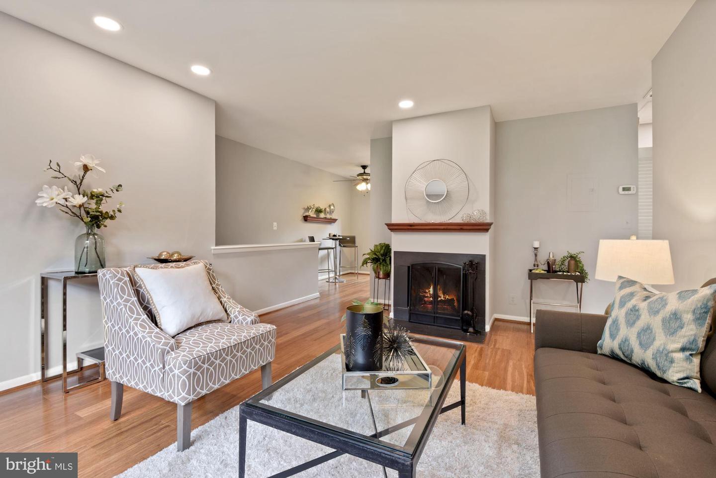 4605 28th ROAD S Unit: D