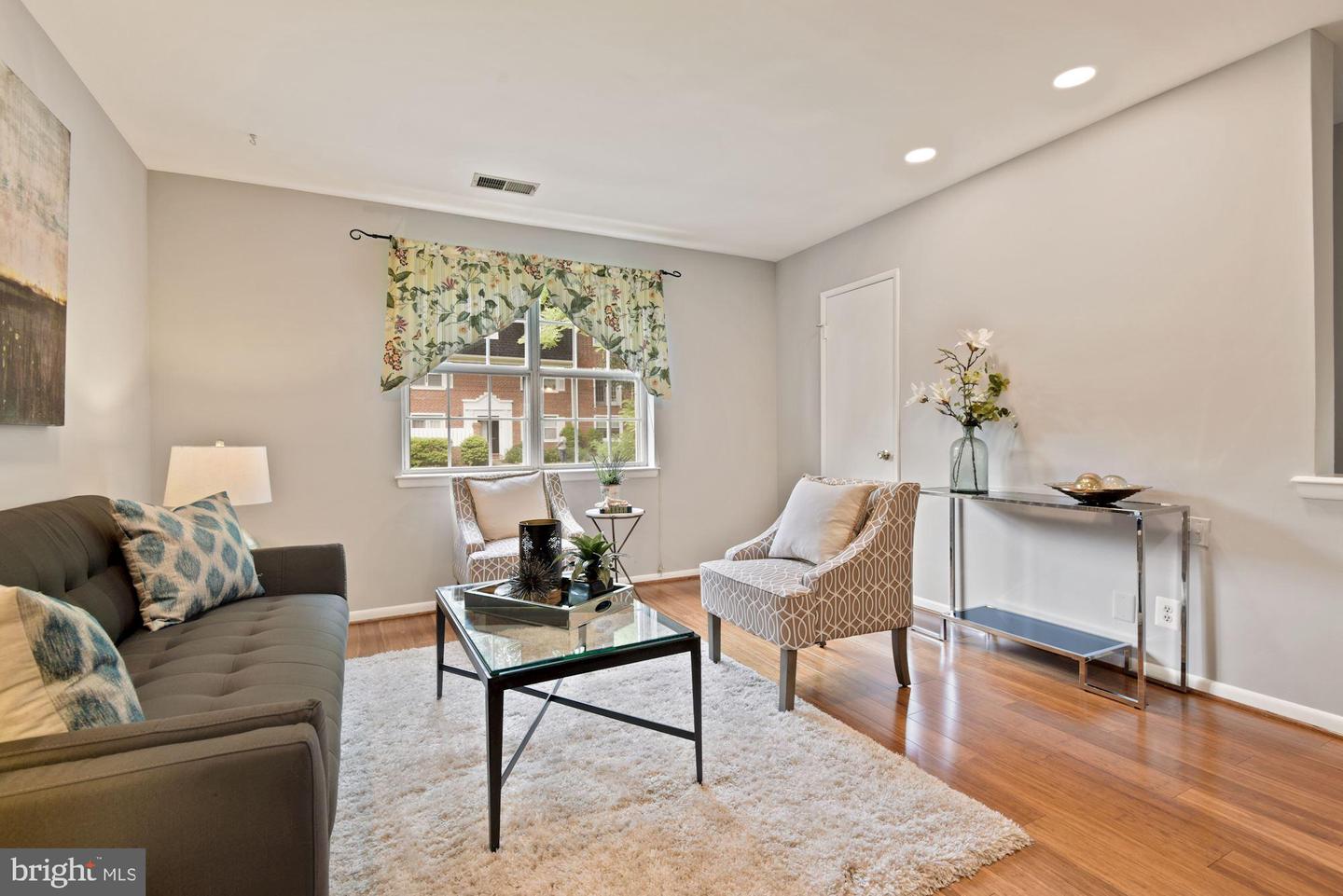 4605 28th ROAD S Unit: D