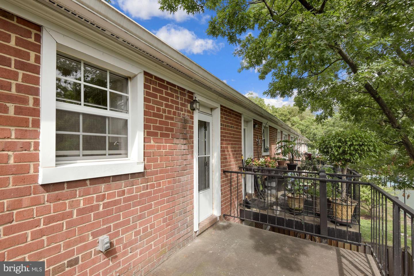 4605 28th ROAD S Unit: D