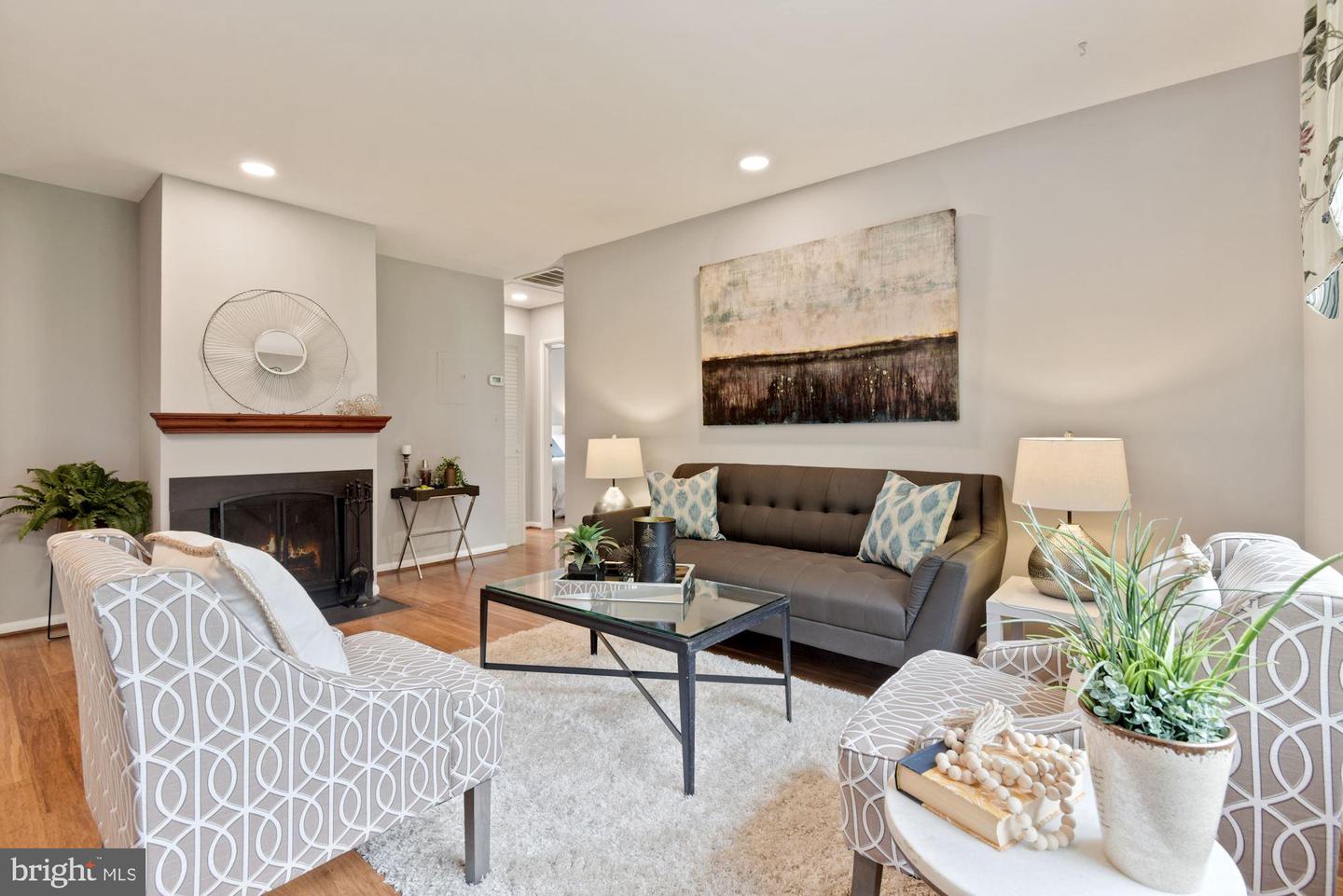 4605 28th ROAD S Unit: D