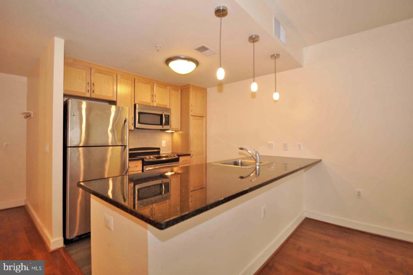 888 N Quincy STREET Unit: 709