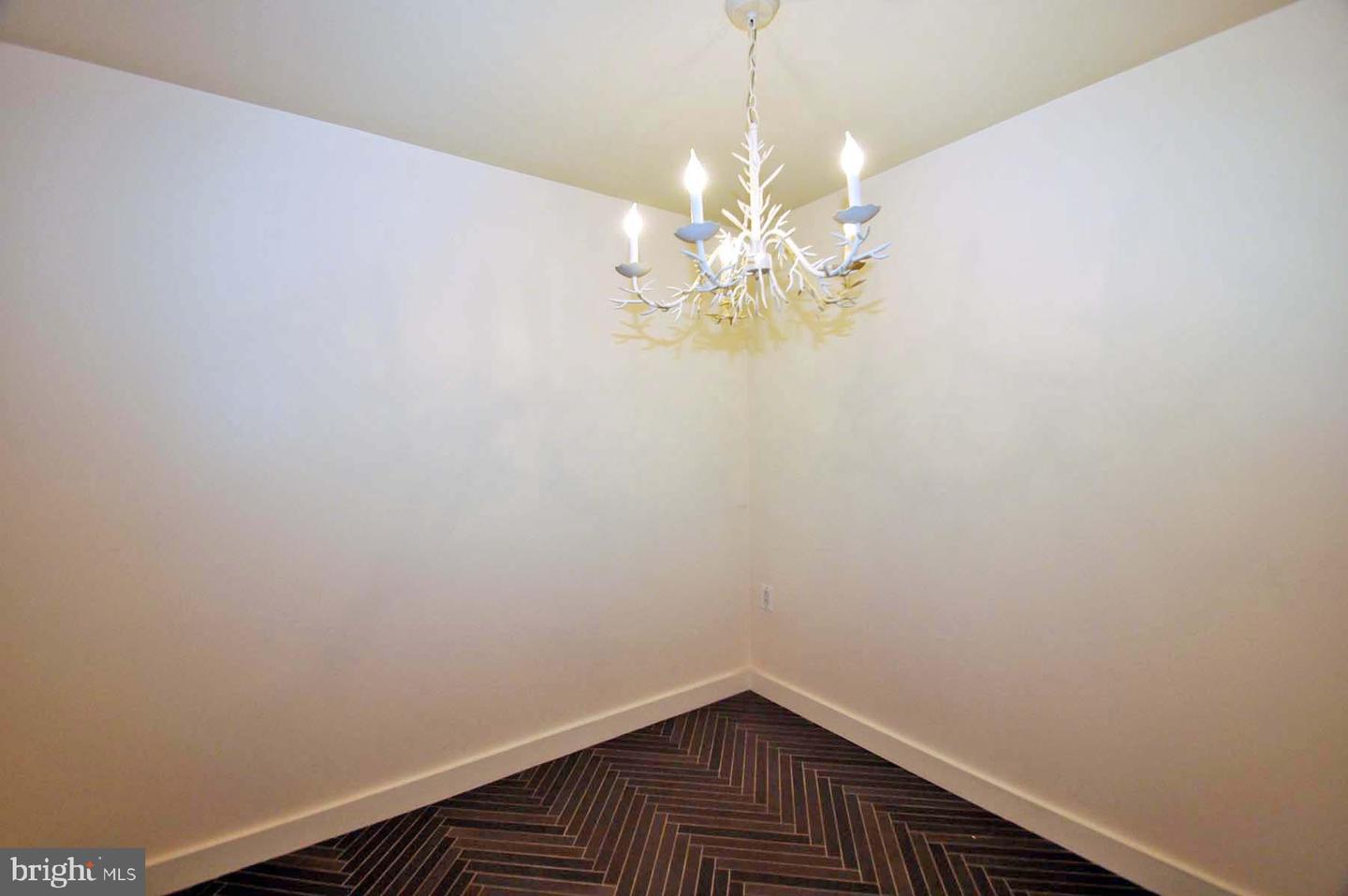 888 N Quincy STREET Unit: 709