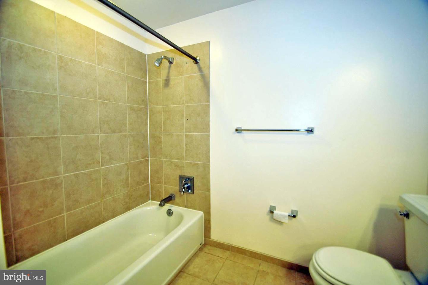 888 N Quincy STREET Unit: 709