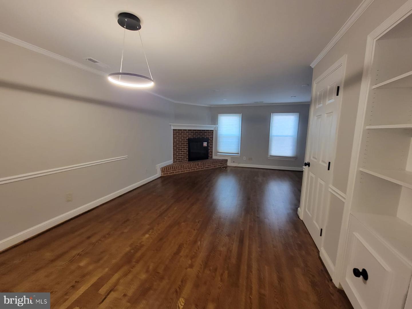 1122 N Taylor STREET Unit: 2