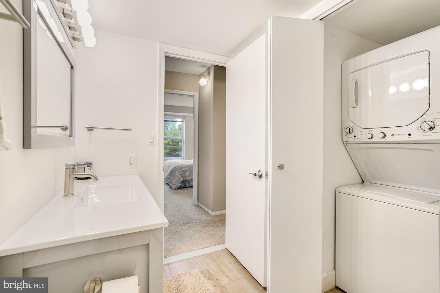 2100 Langston BOULEVARD Unit: 517
