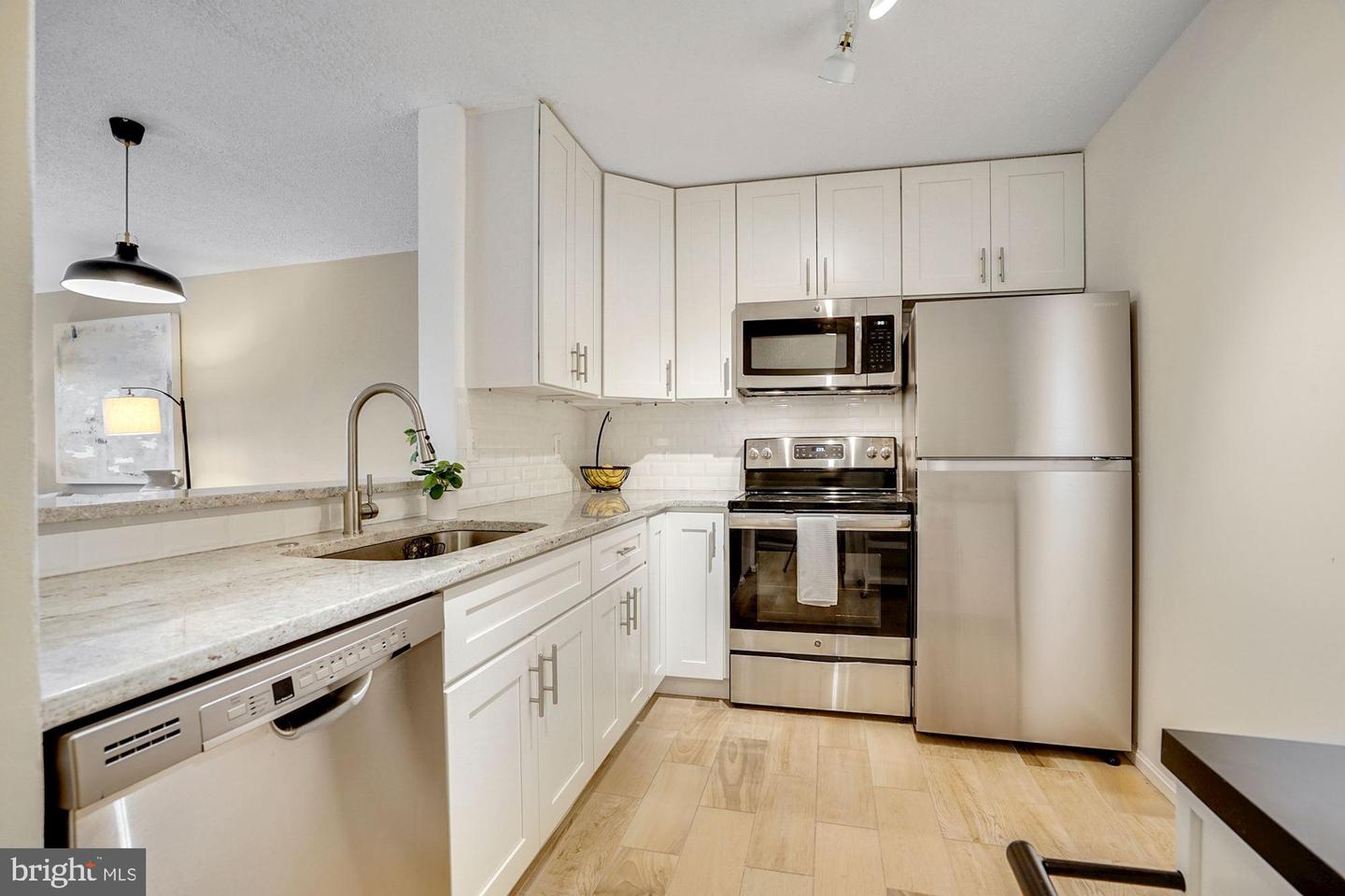 2100 Langston BOULEVARD Unit: 517