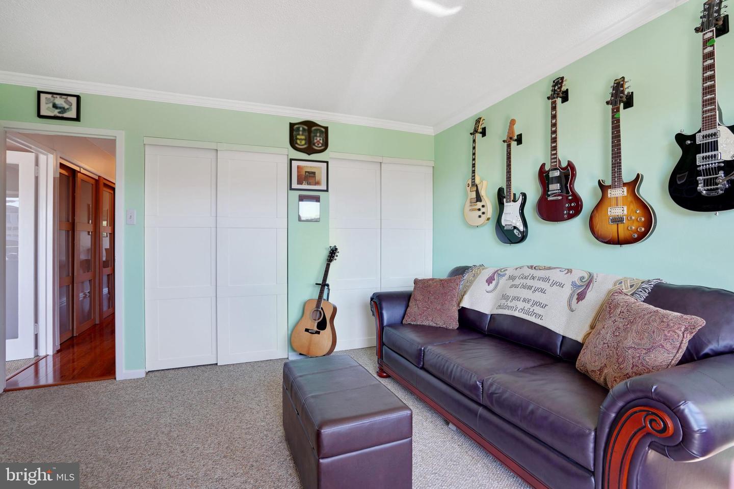 1300 Army Navy DRIVE Unit: 822