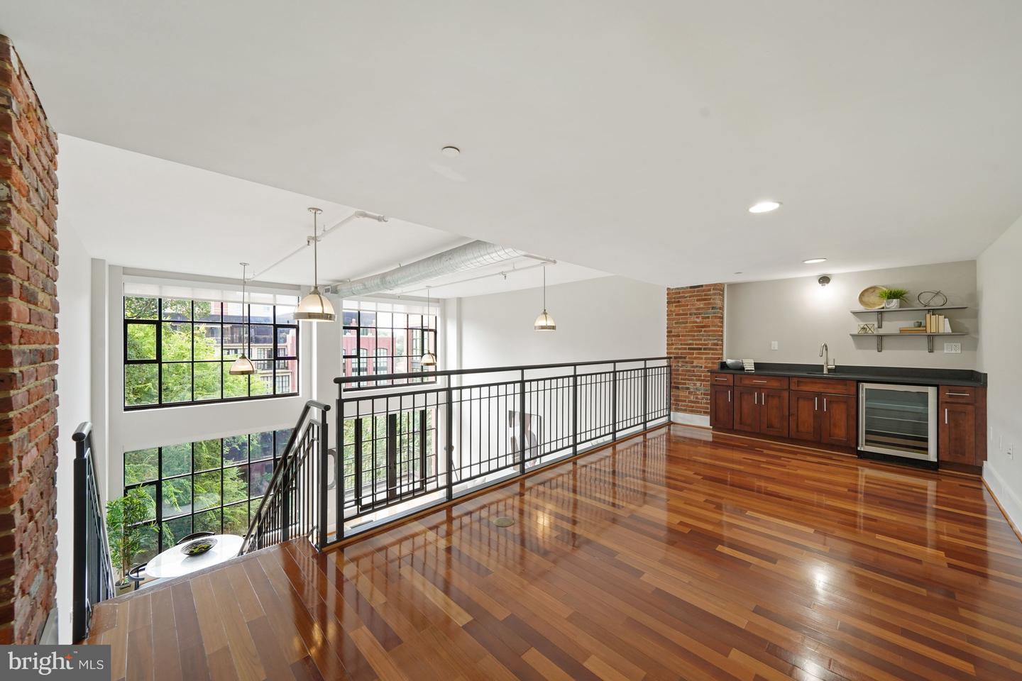 1600 Clarendon BOULEVARD Unit: W312