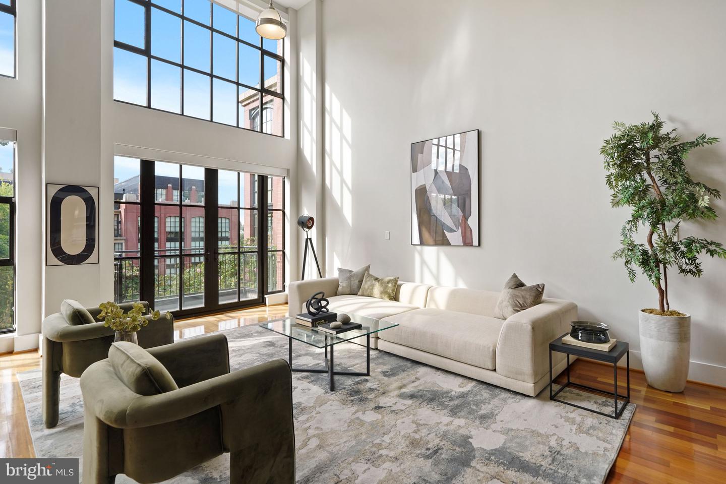 1600 Clarendon BOULEVARD Unit: W312