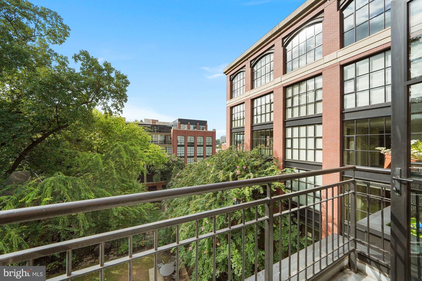 1600 Clarendon BOULEVARD Unit: W312