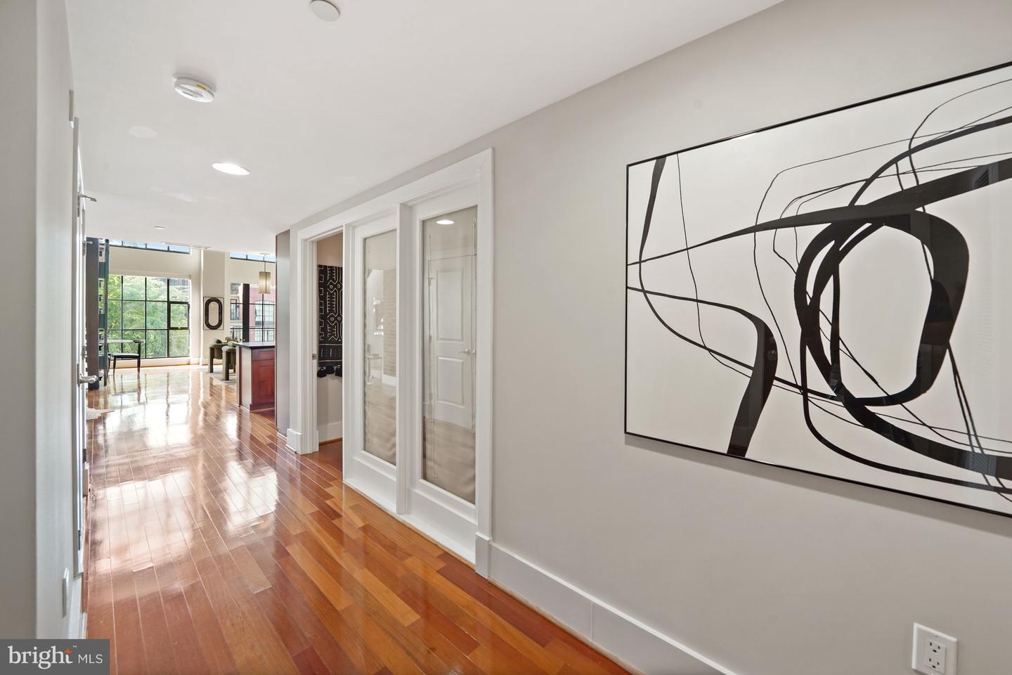 1600 Clarendon BOULEVARD Unit: W312