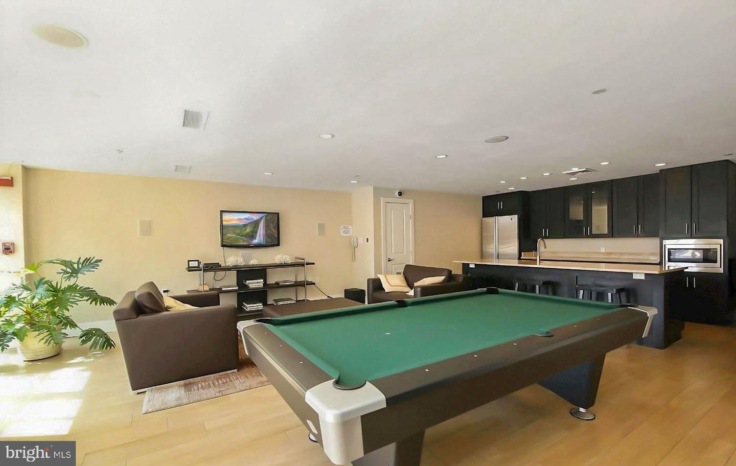 1600 Clarendon BOULEVARD Unit: W312