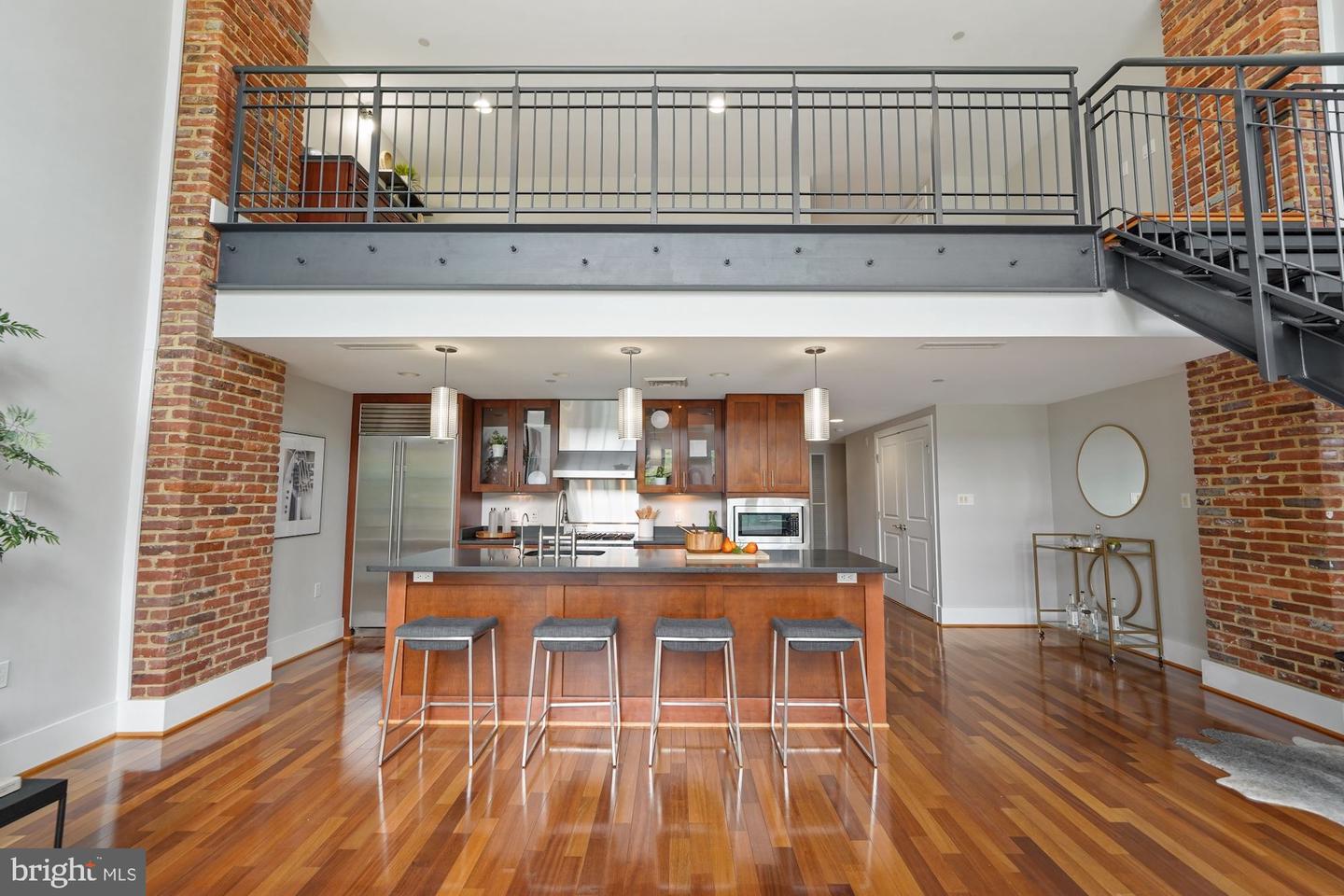 1600 Clarendon BOULEVARD Unit: W312