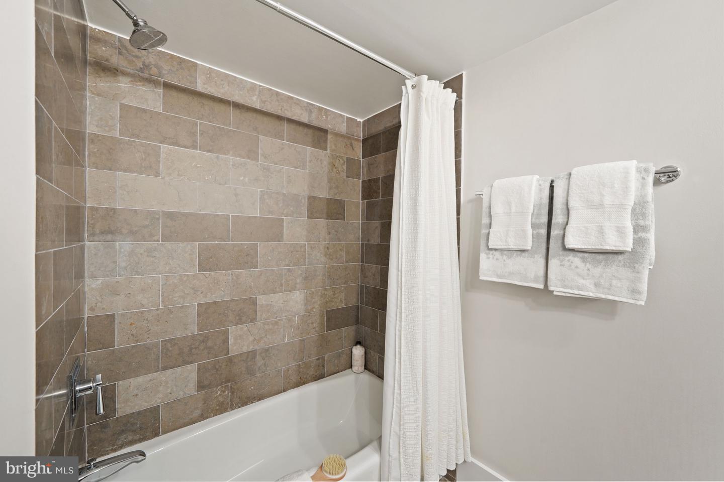 1600 Clarendon BOULEVARD Unit: W312