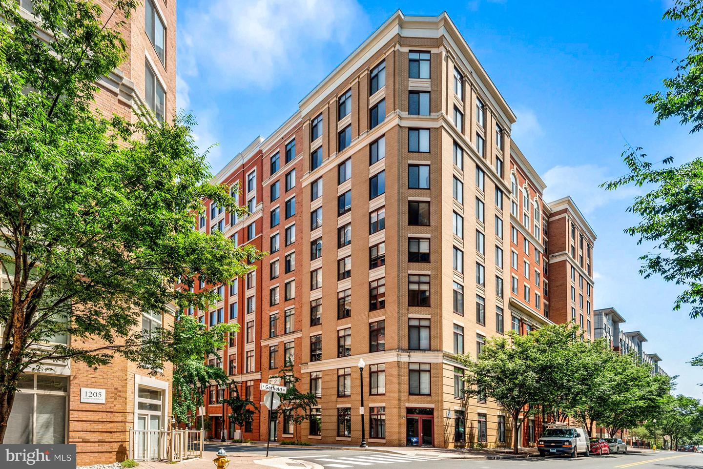 1201 N Garfield STREET Unit: 616