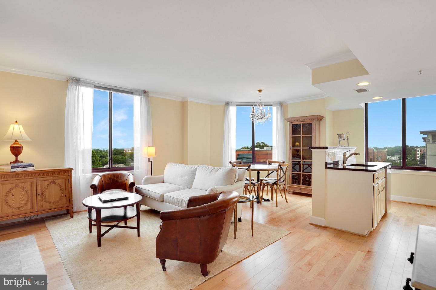 1201 N Garfield STREET Unit: 616