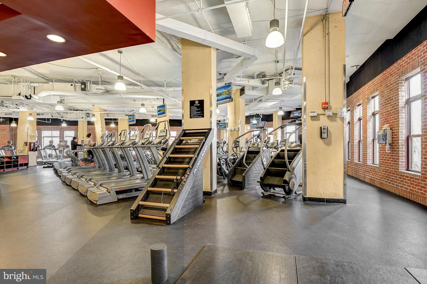 1201 N Garfield STREET Unit: 616
