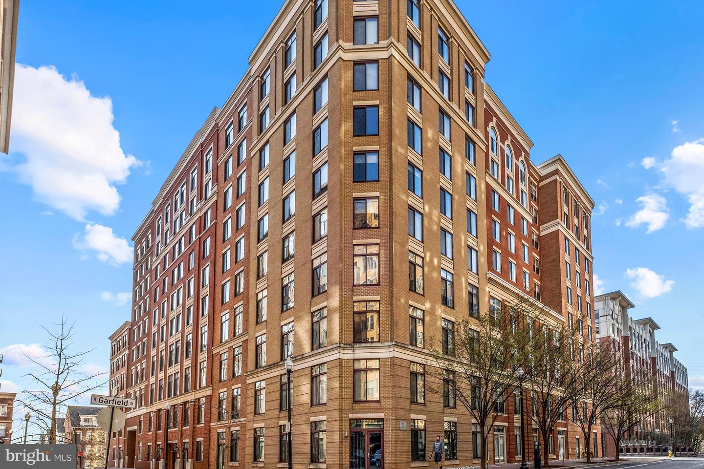1201 N Garfield STREET Unit: 616