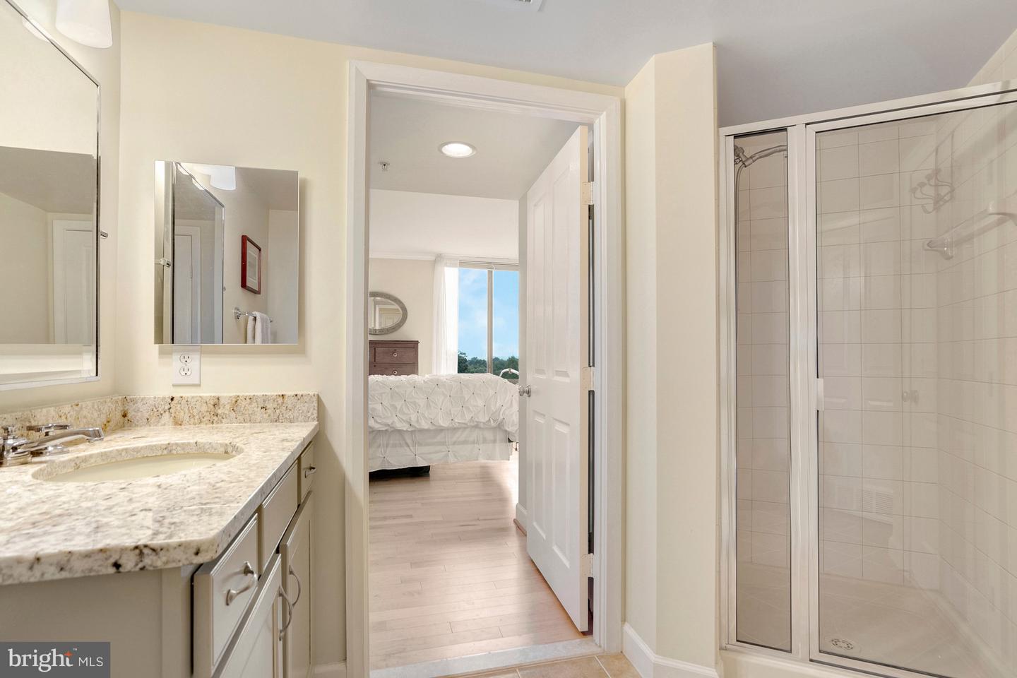 1201 N Garfield STREET Unit: 616