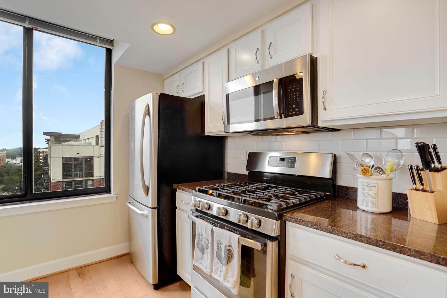 1201 N Garfield STREET Unit: 616